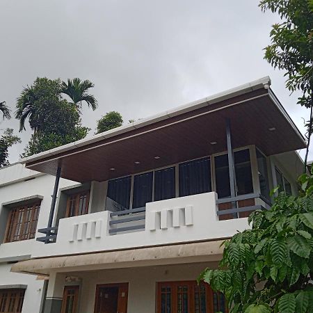 High Shine Homestay Meppādi Zewnętrze zdjęcie